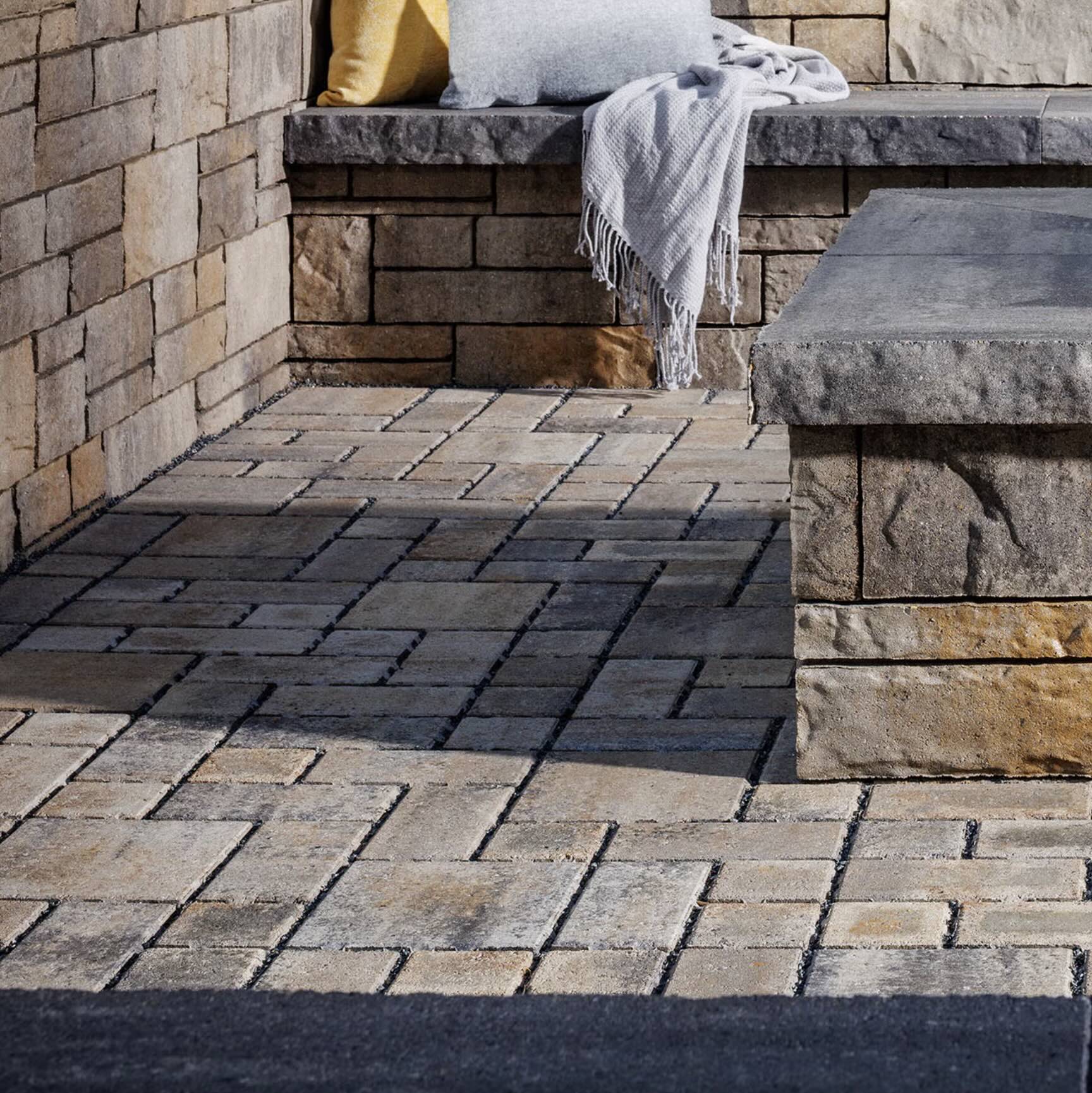 Belgard Aqualine 3pc Ashlar | Hatteras | Sold by Layers or Pallet