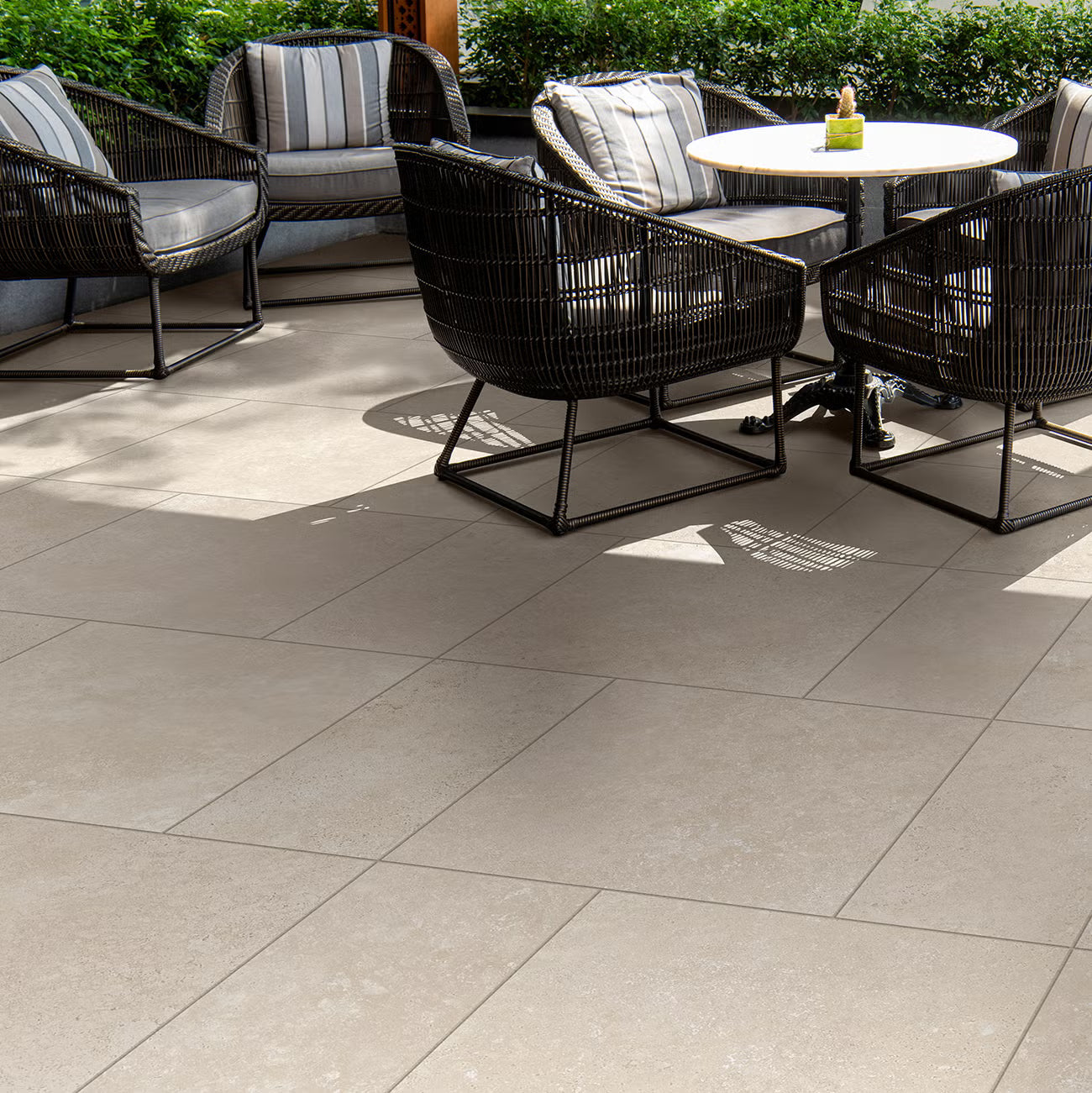 Belgard Genoa 24x24 | Crema Paver