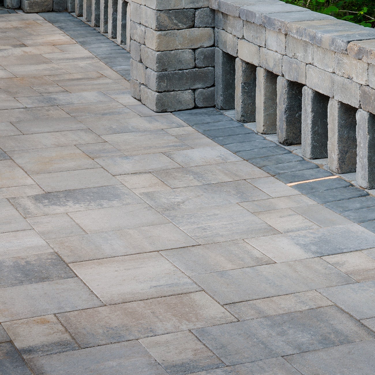 Belgard Dimensions 12 - 3pc. Magnolia | Sold by Layers or Pallet