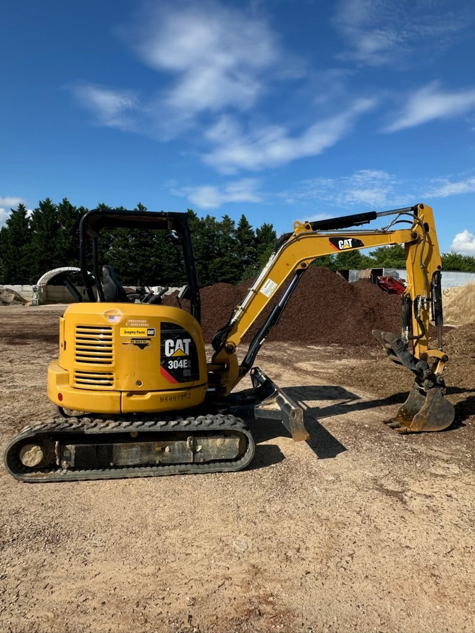Excavator (RENTAL)
