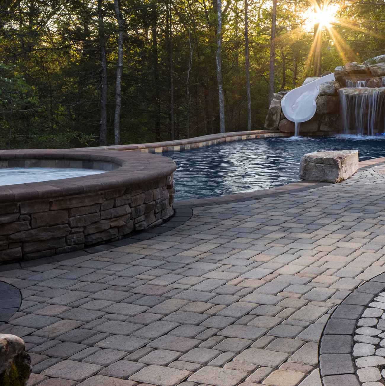 Belgard Cambridge Cobble 2pc. - Cobble Blend (PALLET)