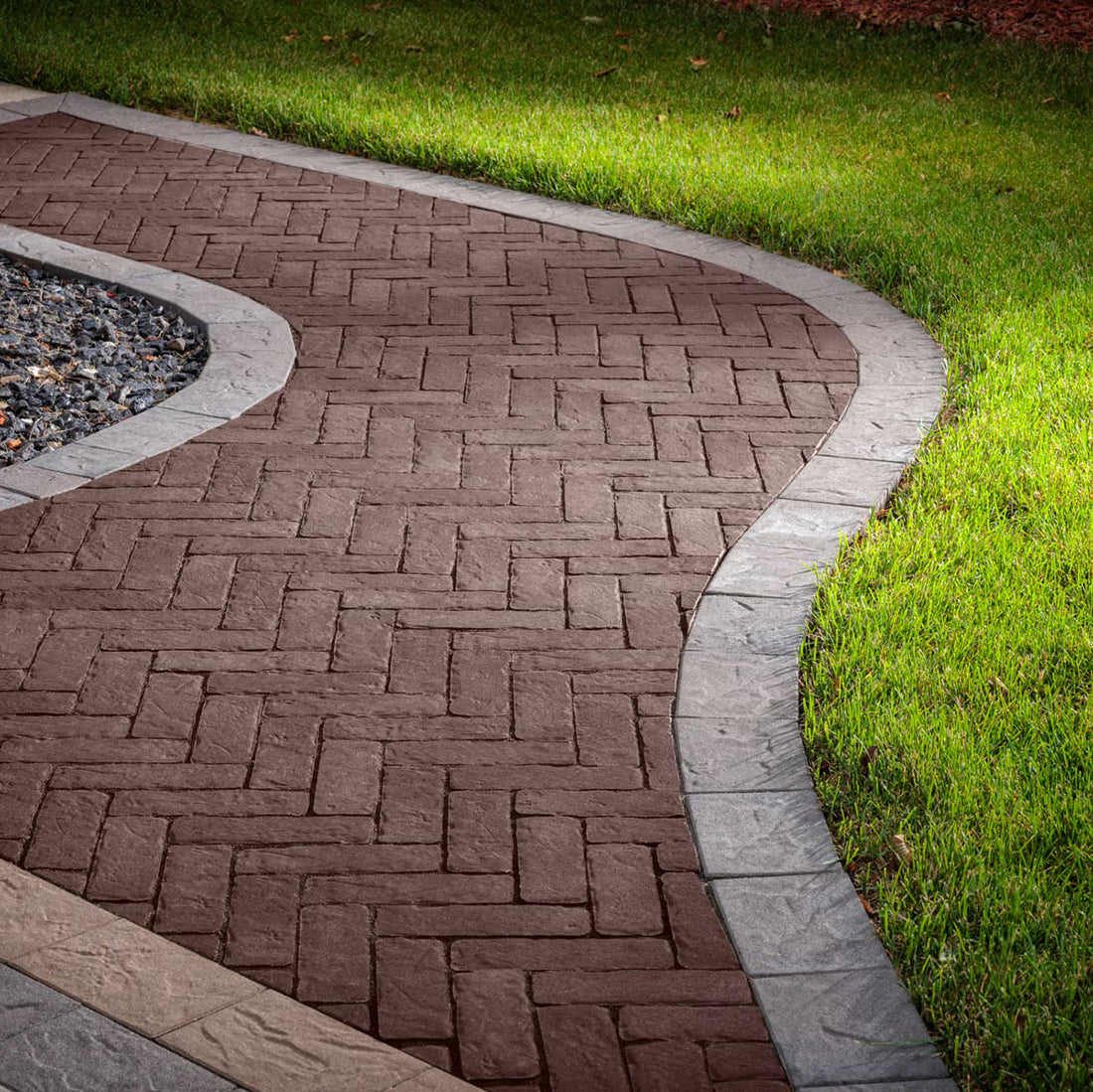 Belgard Brooklyn 3x9 Chocolate | Sold by Layer or Pallet
