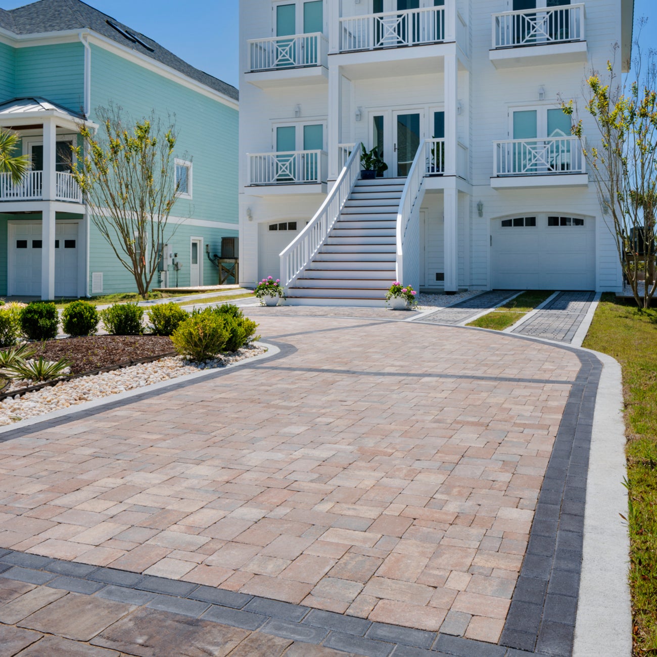 Belgard Dublin Cobble 3pc. Savannah | Sold by Pallet or Layer