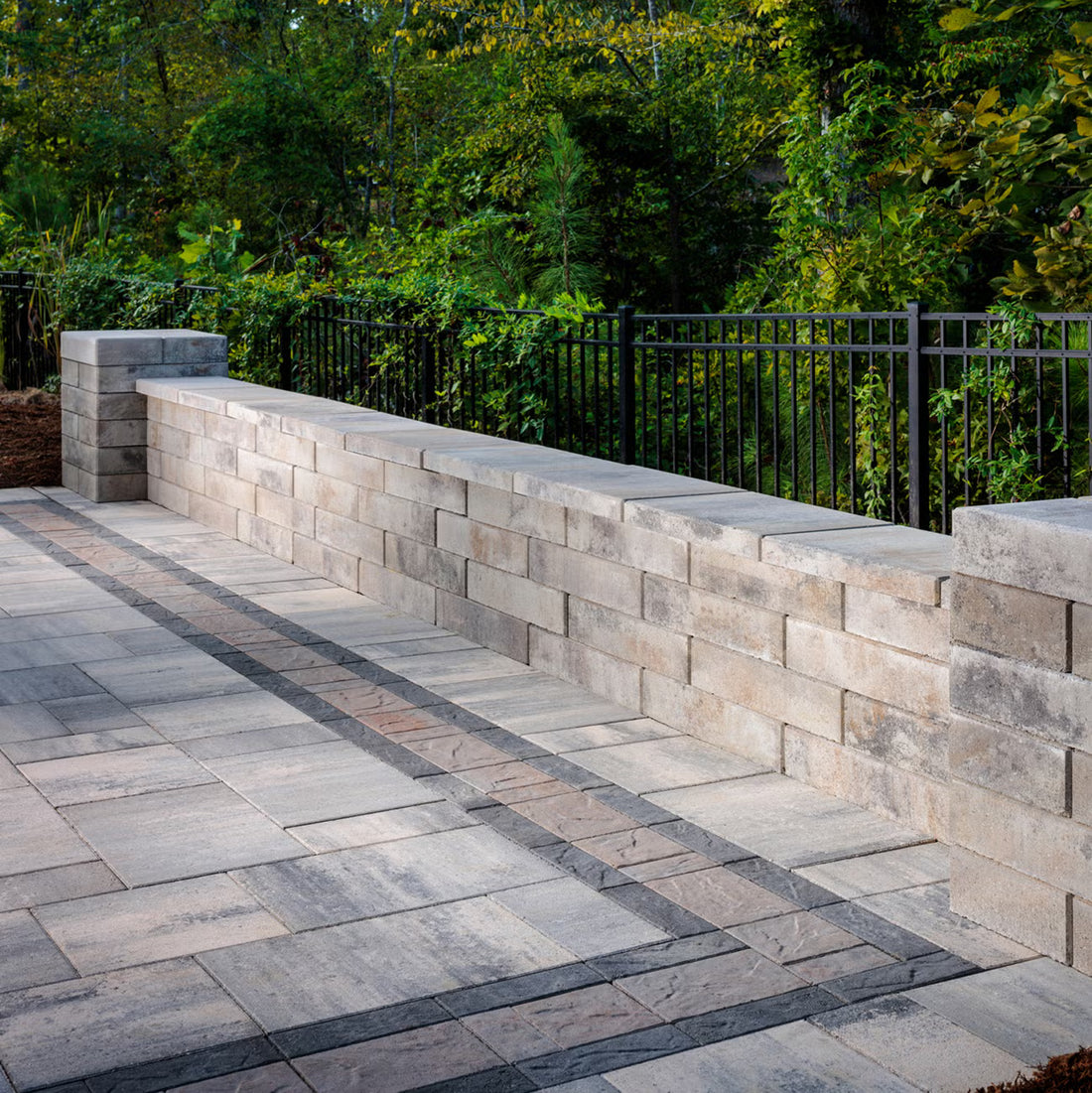 Belgard Melville Wall Wedge | Hatteras | Sold by Layer or Pallet