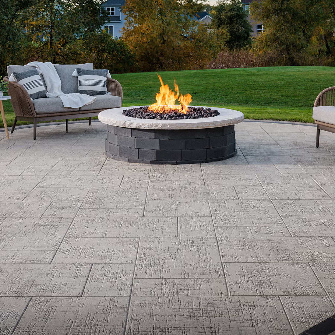Belgard  Papyrus - 3 pc. Scandina Gray | Sold by Layer or Pallet