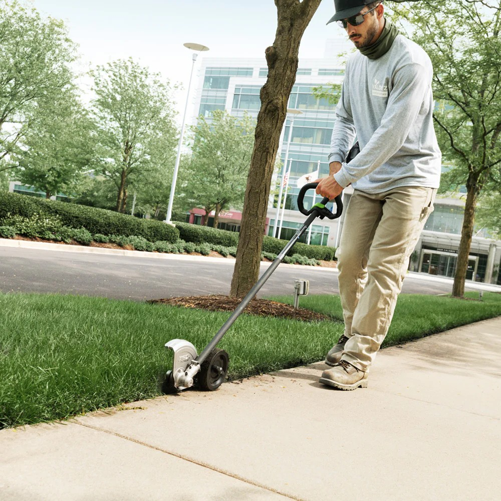 EGO Commercial Straight Shaft Edger