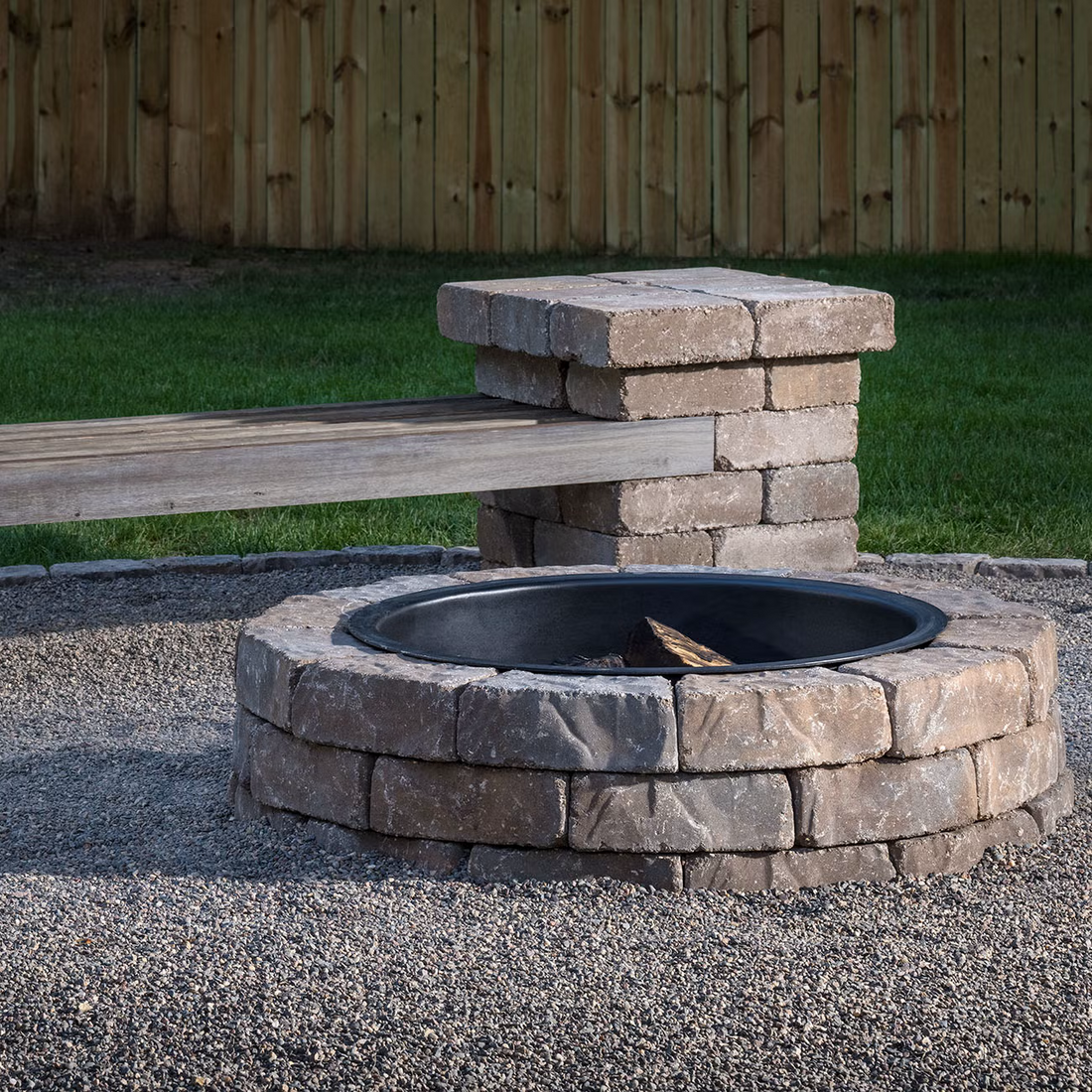Belgard Flagstone Fire Pit Kit (Ashland)