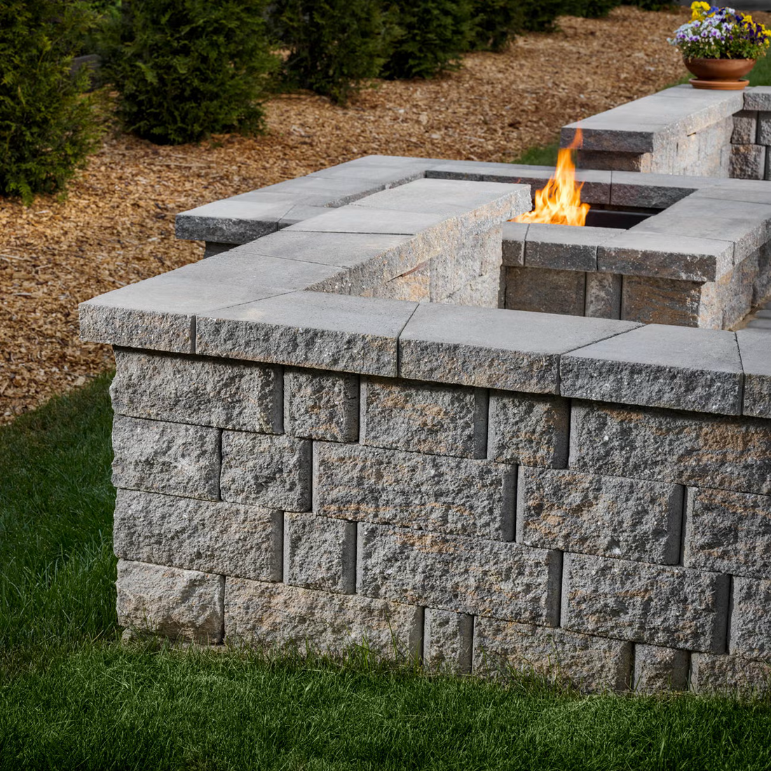 Belgard Highland Stone CAPS &quot;Timberline&quot; (PALLET)