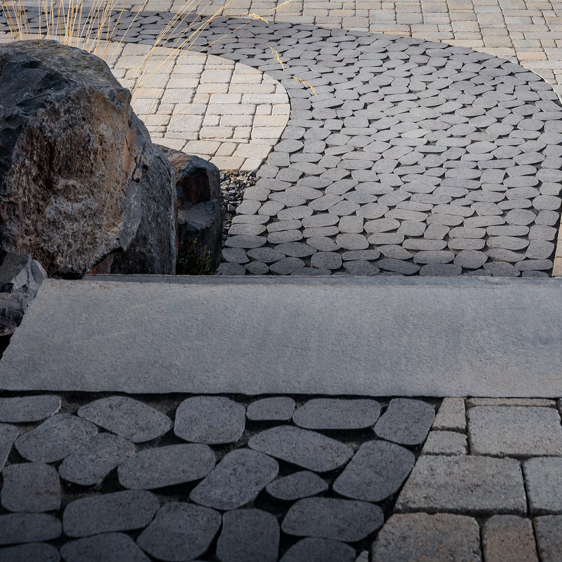 Belgard Belgian Cobble Pavers – Midnight Color | Sold by Layer or Pallet