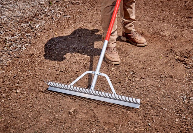 RAKE / Aluminum Landscape Rake - 30 Inch/30 Tines