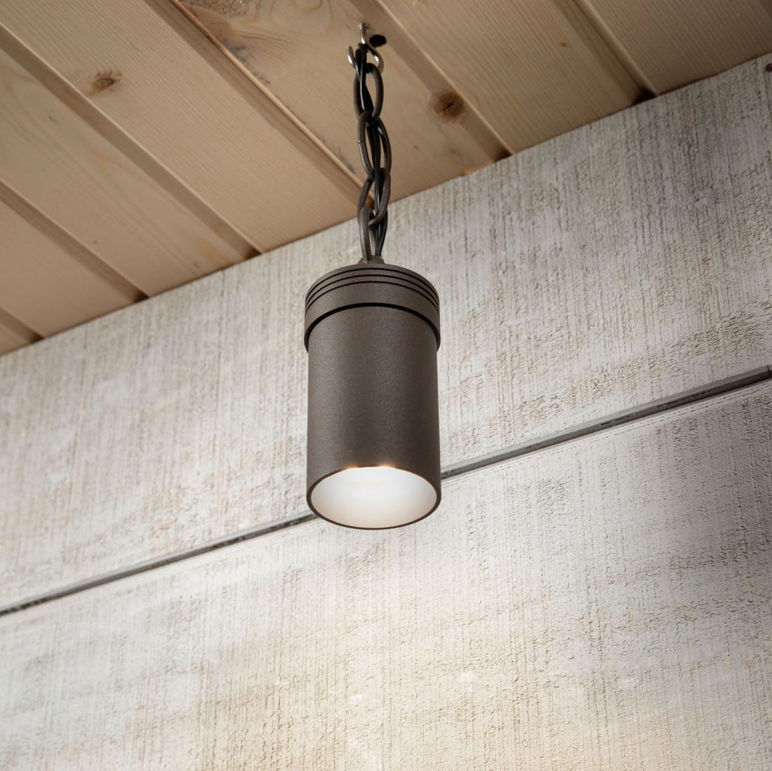 Traditional Pendant Light | Bronze | Black