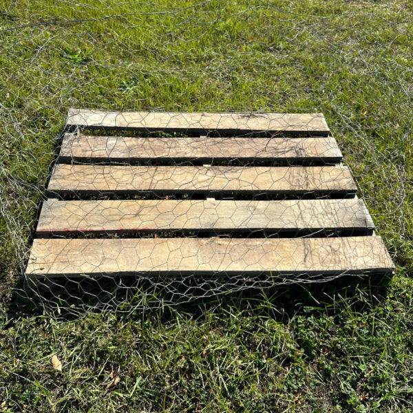 PALLET w/ CAGE FEE
