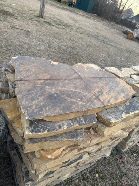 Flagstone 3&quot; Variegated (per pound)